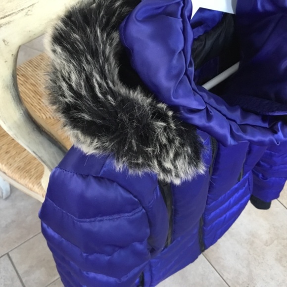 Miss Sixty Puffer/Ski Jacket with detachable hood - Picture 2 of 9